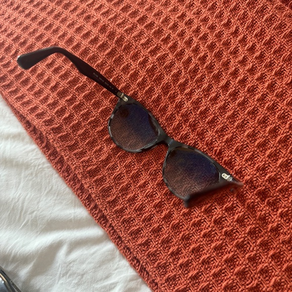 Raybans - Picture 2 of 4